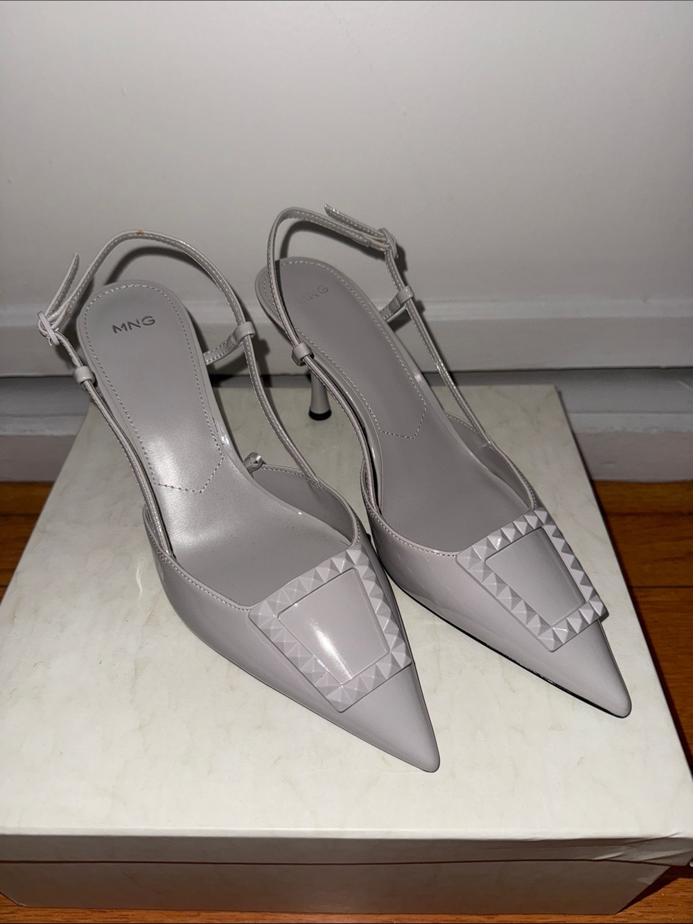 MANGO
Women's Patent Leather Slingback-Heeled 
in Light Gray (never worn)